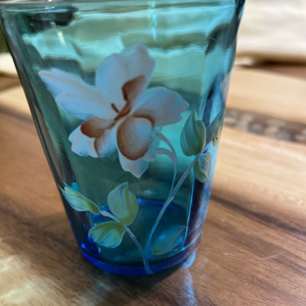 ANTIQUE AQUA / TEAL ART GLASS TUMBLER, ENAMEL DECORATION, c.1900